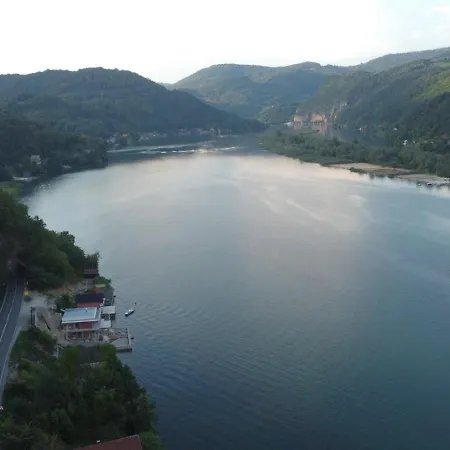 Dijanin Сasa de vacaciones