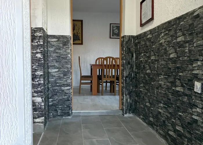 Сasa de vacaciones Dijanin *